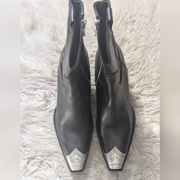 NWOT Free People Brayden Boots in Black Leather - Picture 5 of 14